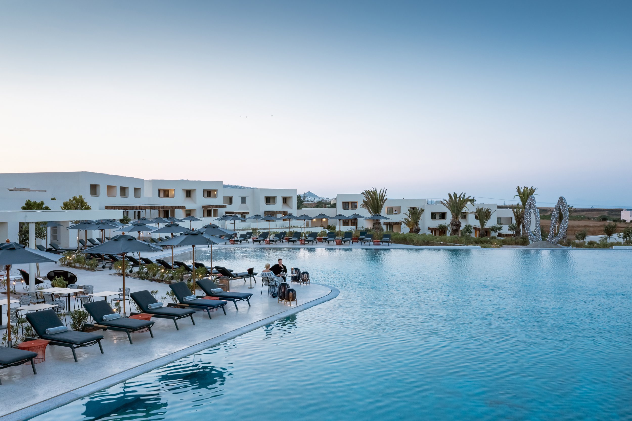 NOŪS_Main_Outdoor_Pool.jpg